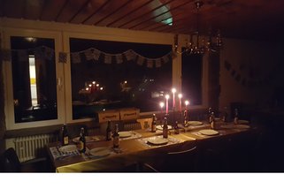 Annahuette-Partylocation-Waldbaden-auch-im-Winter__t12220g.jpg