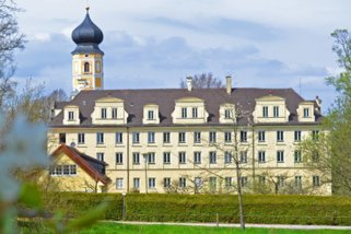 Bildungshaus-und-Kloster-St-Martin-Bernried__t2579.jpg