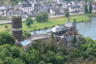 Burg-Bischofstein__t12719c.jpg