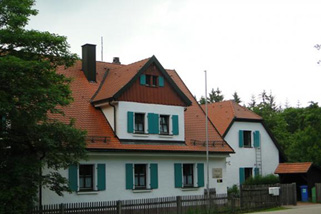 Jugendhaus-Grafenbuch__t2755b.jpg
