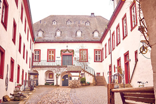 Jugendherberge-Burg-Bilstein__t3613b.jpg