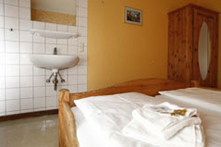 Kolping-Hostel-im-Warsberger-Hof__t1358e.jpg