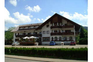 Schwarzwaldgasthoefe-Gruppenhotel-Baeren__t12620.jpg