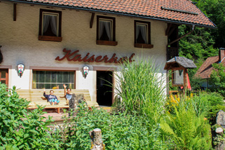 Schwarzwaldhaus-Kaiserhof__t12270r.jpg