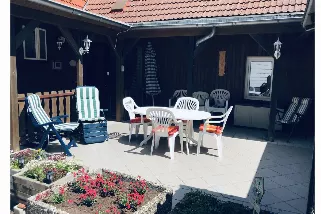 Altes-Haus-Gruppenhaus-im-Harz__t15884i.webp