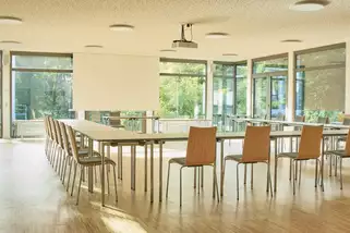 Bildungs-und-Tagungshaus-Haus-Neuland__t1072j.webp