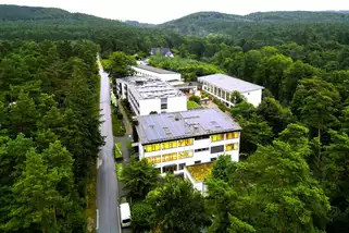 Bildungs-und-Tagungshaus-Haus-Neuland__t1072t.webp