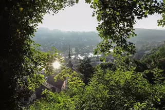 Burg-Rothenfels-Jugendherberge-und-Tagungshaus__t3903s.webp