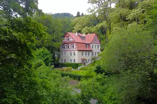 Das-Hilla__t15192n.webp