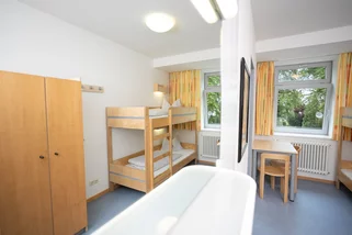 Geschwister-Scholl-Jugendherberge-Ulm__t3975f.webp