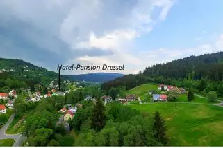 Gruppenferienhaus-Hotel-Pension-Dressel__t12566j.webp