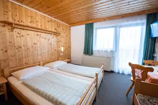 Jugend-und-Familienhotel-Venedigerhof__t11792o.webp