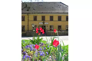 KlosterGasthof-Maria-Bildhausen-Gruppenunterkunft-fuer-Menschen-mit-Behinderungen__t12217b.webp